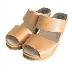 Clog sandals